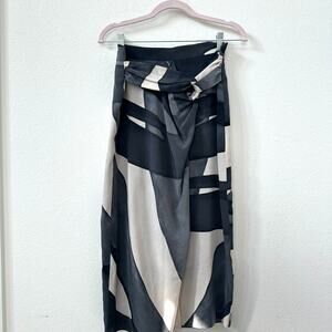 Max Mara Italy Black & White Abstract Print Tie-Waist Midi Skirt Size 8 Silk